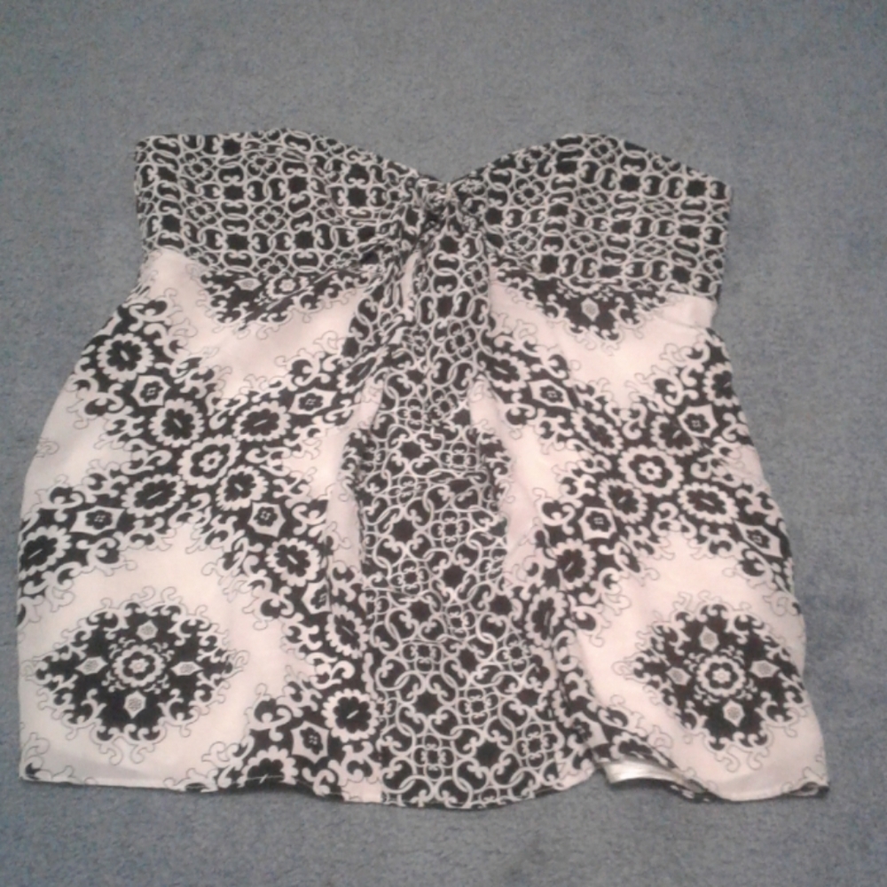 Sleeveless top
